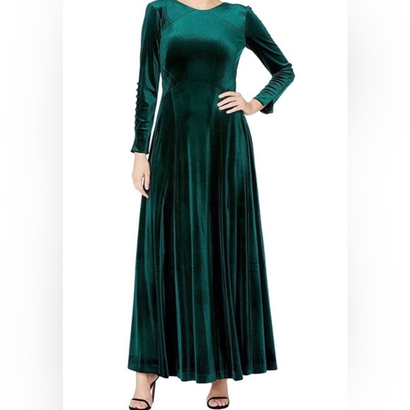 Tahari Emerald Velvet Long Sleeve Dress - Picture 1 of 10